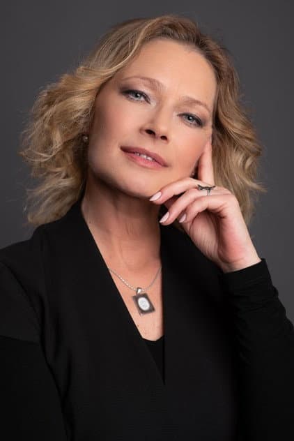 Eszter Timkó