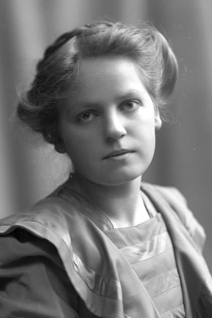 Greta Almroth